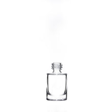 LAURA CLEAR GLASS BOTTLE 15ML - 18/415  with SPRAY PUMP SHINY SILVER COLLAR AND ACTUATOR DTL 180 MM UG, Finish: 18/415, Dtl: 180 MM UG AND ALUMINUM 18MM SHINY GOLD OVERCAP WITH PLASTIC INSERT, Finish: 18MM (8112551, 8111831, 8108928)